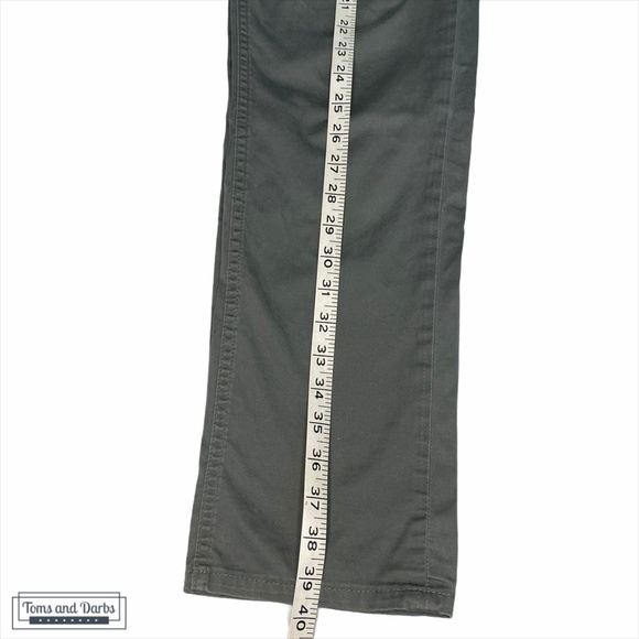 Perry Ellis Grey Men's Slim Fit Chino Pant - Picture 8 of 9